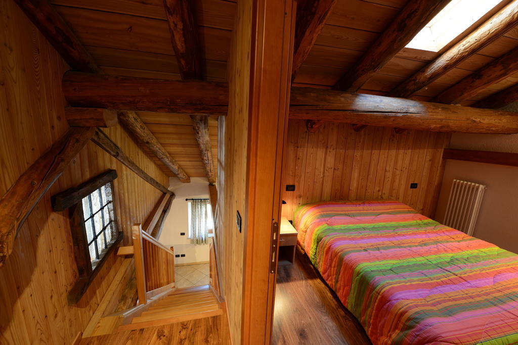 Vieilles Maisons D'Introd Zimmer foto