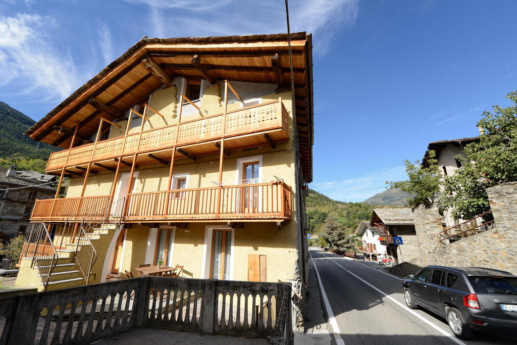Vieilles Maisons D'Introd Zimmer foto